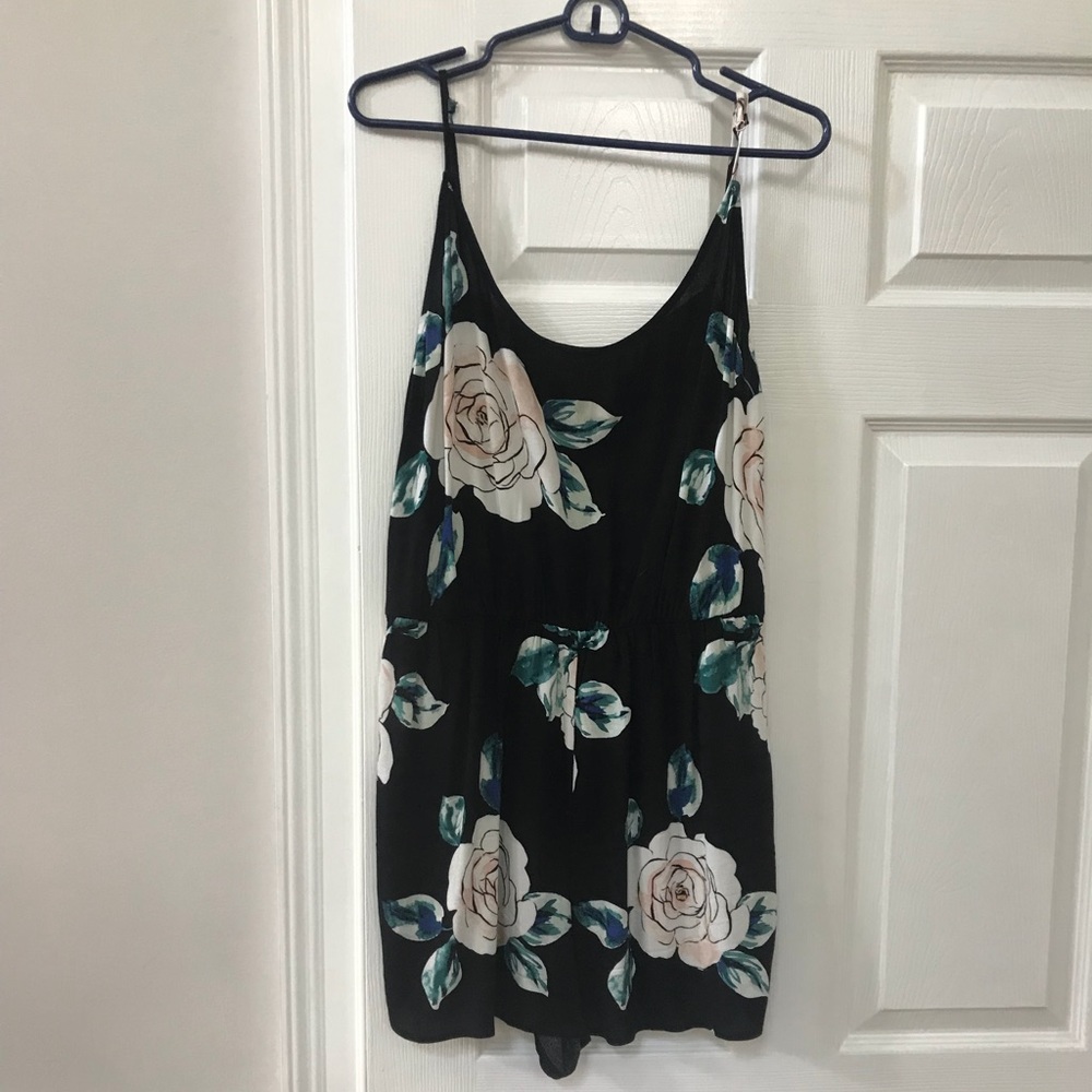 NEW Kendall & Kylie Romper